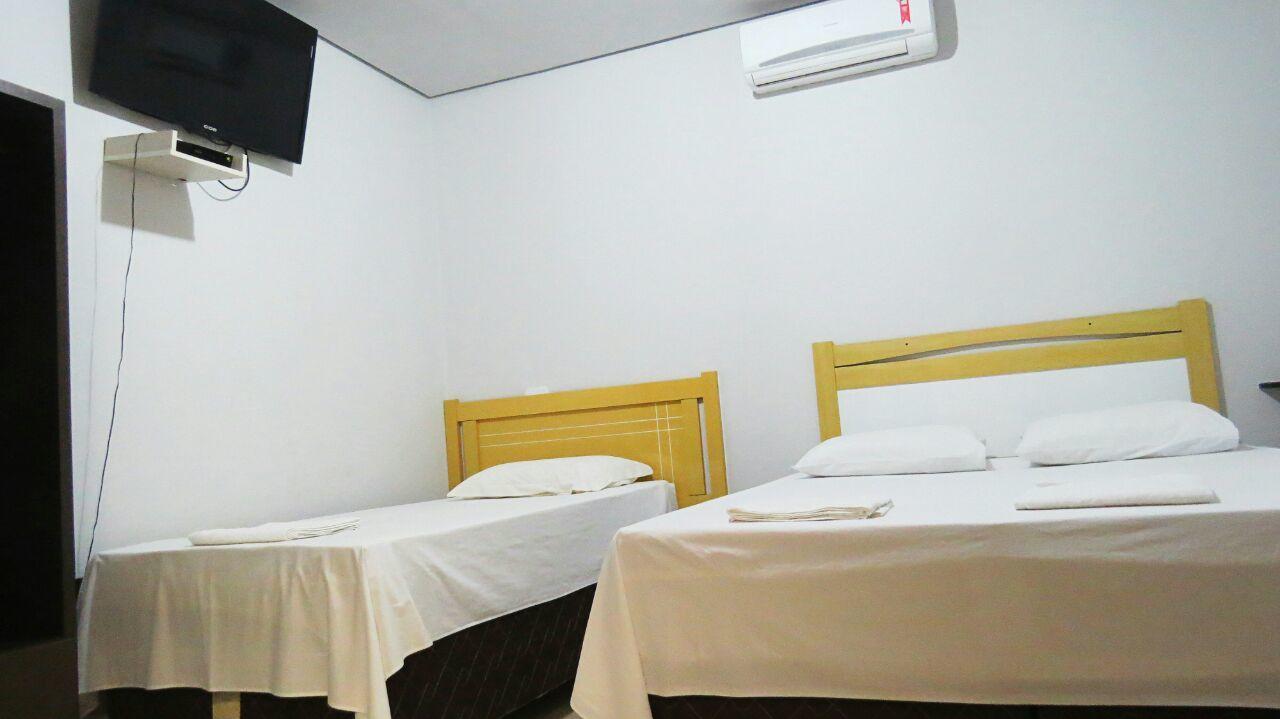 Hotel Hebrom Nobres Eksteriør billede